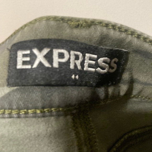 Express skirt size 8 - Picture 4 of 4